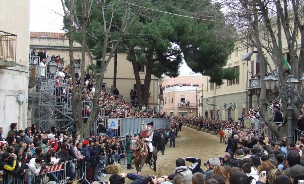 Aperti i termini per la richiesta degli accrediti per la Sartiglia del 14 e 16 Febbraio 2010