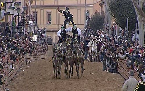 Una spettacolare pariglia in via Mazzini