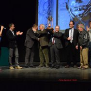 Il presidente della Fondazione Guido Tendas riceve la Maschera d'Argento